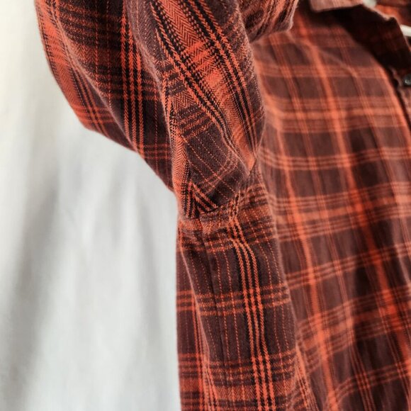 The North Face Womens Red Plaid Button Up Shirt Size XL - Picture 3 of 9